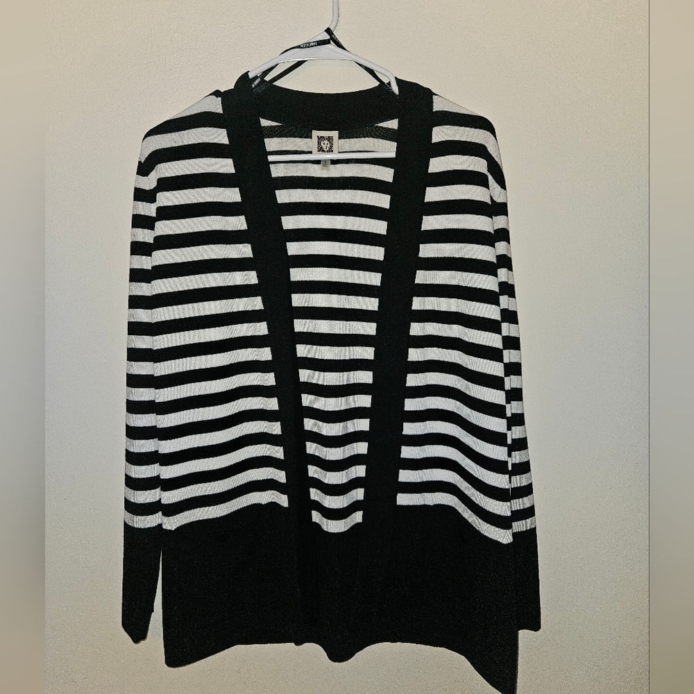 Black & White Striped Long Sleeved Cardigan With Pockets
